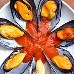 mejillones Mejillones al vapor con salsa de tomate