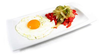 huevos pimientos cebolla Huevos fritos con pimientos y cebolla