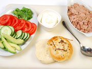 sandwich de atun verduras 9 Bocadillitos de atún y verduras