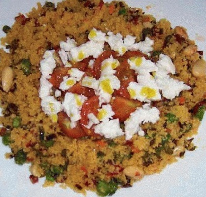 Cuscus con frutos secos Cuscús con frutos secos y verduras