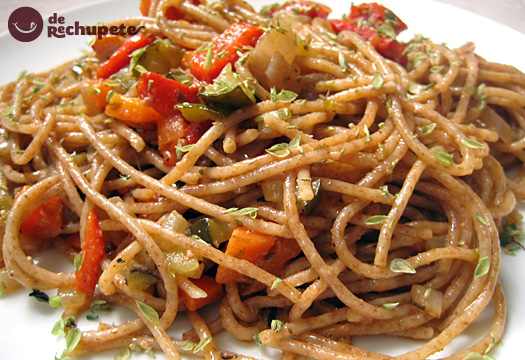 espaguetis puerros Espaguetis con puerros