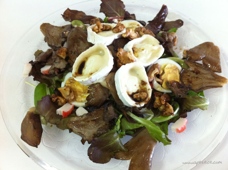ensalada templada setas Ensalada de setas y frutos del bosque