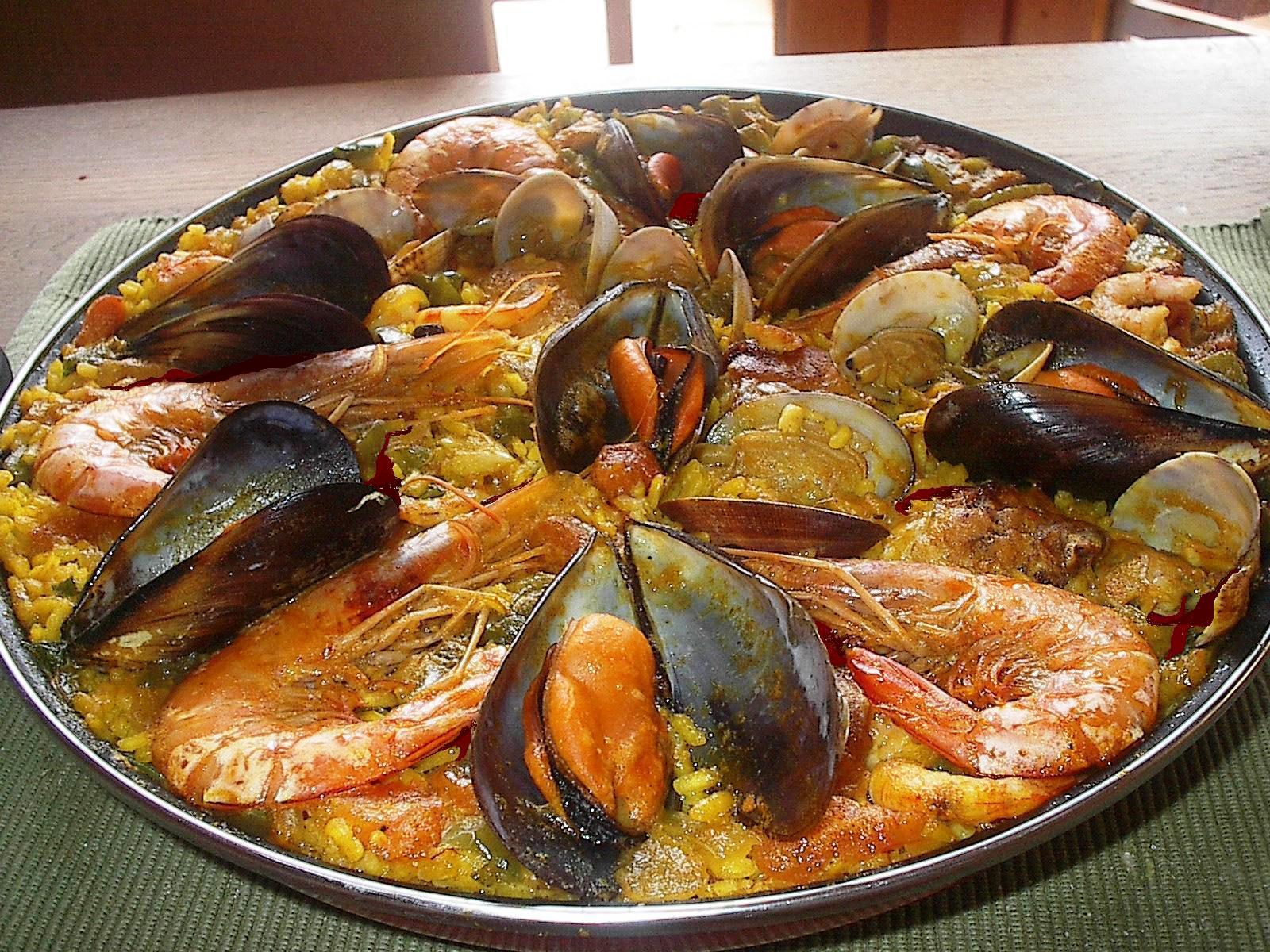 paella mixta Paella mixta