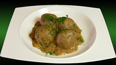albondigas con salsa de hongos Albóndigas con salsa de hongos