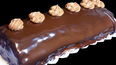 Brazo de gitano de chocolate y trufa Brazo de gitano de chocolate y trufa
