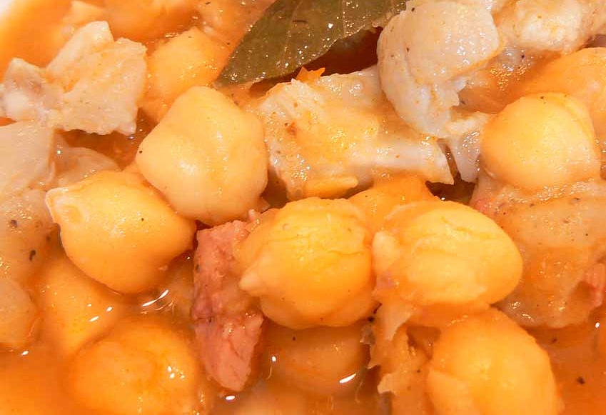 Garbanzos con adobado de cerdo