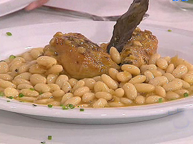 Judías blancas con pollo