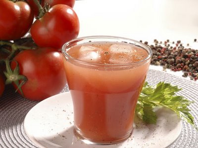 Batido de tomate pepino Batido de tomate, pepino y limón