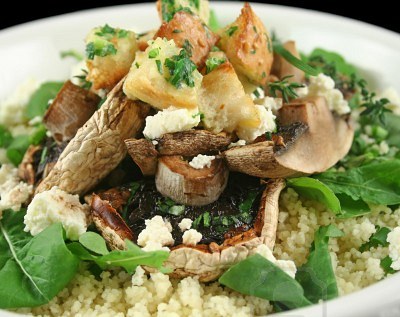 cuscus championes Cuscús con champiñones, espárragos y langostinos