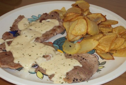 Solomillo de ternera con salsa roquefort solomillo de ternera con salsa roquefort Solomillo de ternera con salsa roquefort